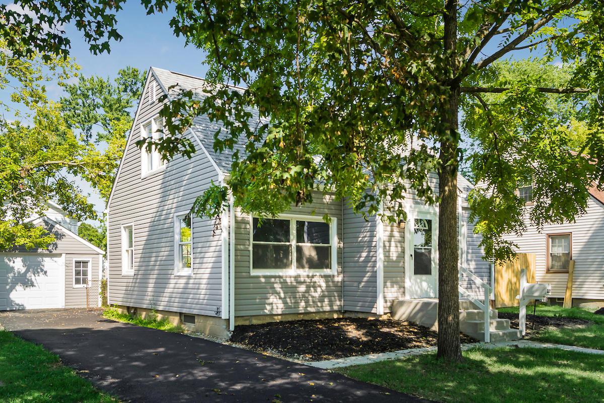 221 Demorest Road Columbus, OH 43204 - Photo 5 of 31 Gallery Image 5
