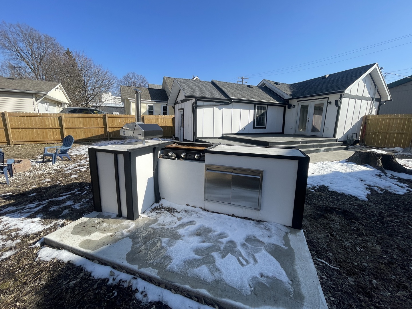 607 West Olive Street Bloomington, IL 61701 - Photo 16 of 21 a kitchen with stainless steel appliances granite countertop a stove a sink and a microwave
