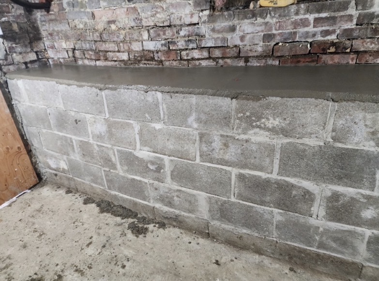 607 West Olive Street Bloomington, IL 61701 - Photo 20 of 21 a view of a water heater and a floor to house