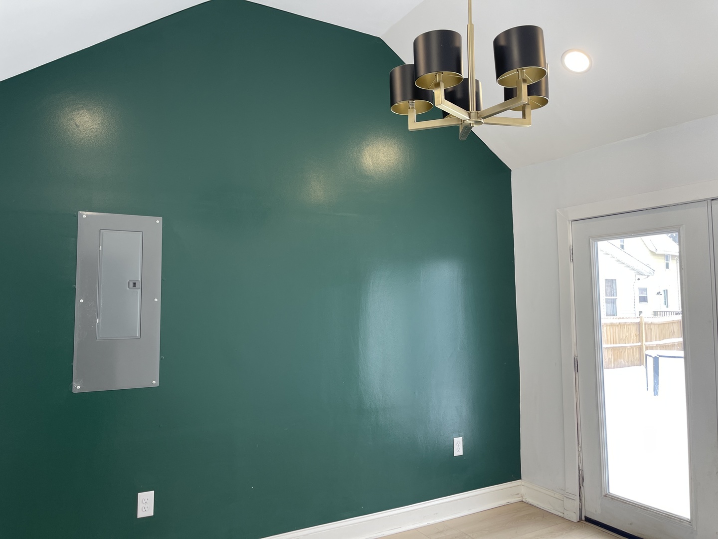 607 West Olive Street Bloomington, IL 61701 - Photo 9 of 17