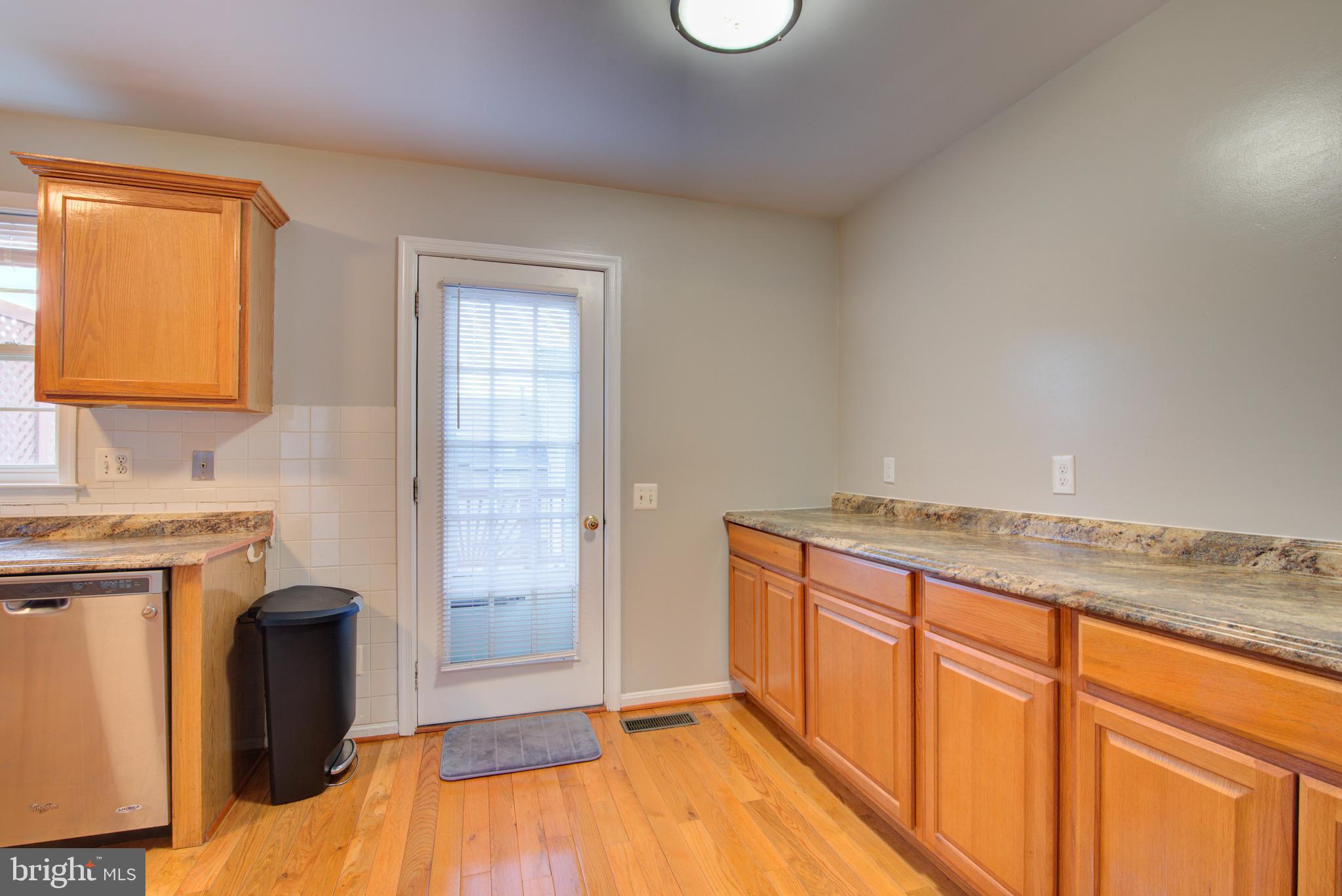 4009 Timber Oak Trail Fairfax, VA 22033 - Photo 21 of 33