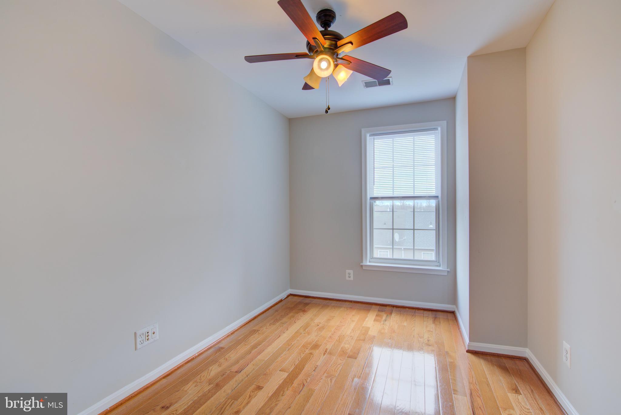 4009 Timber Oak Trail Fairfax, VA 22033 - Photo 23 of 33