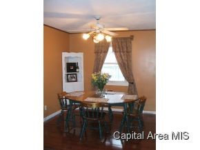 1628 Brenda Court Springfield, IL 62702 - Photo 3 of 19