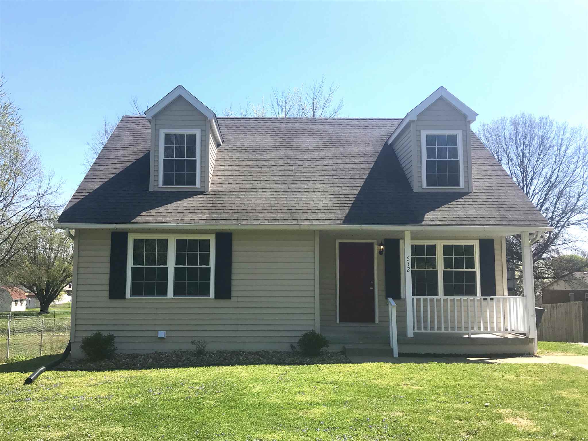 632 South Burkhardt Road Evansville, IN 47715 - Photo 1 of 20 Gallery Image 1