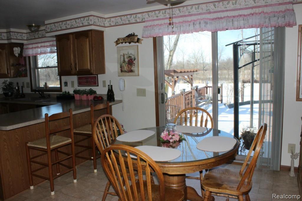 63933 Hartway Road Ray, MI 48096 - Photo 8 of 53 IMG_4055.jpg
