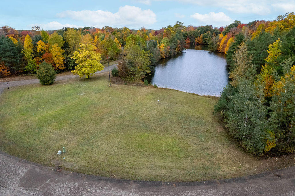 43534 Timber Trail, Unit 19 Coloma, MI 49038 - Photo 4 of 24 43534TimberTrail-1-13