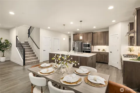 $1,111,000 | 18315 17th Avenue West, Lynnwood, WA 98037