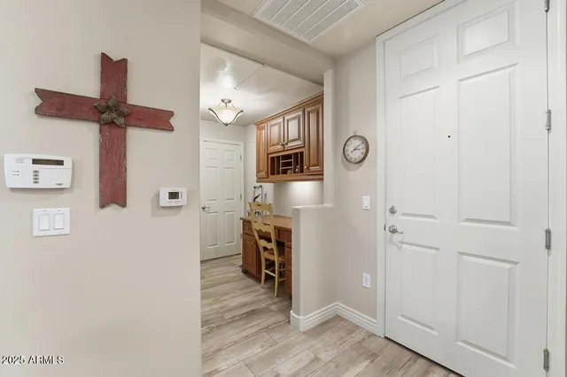 $2,800 | 5350 East Deer Valley Drive, Unit 1399, Phoenix, AZ 85054