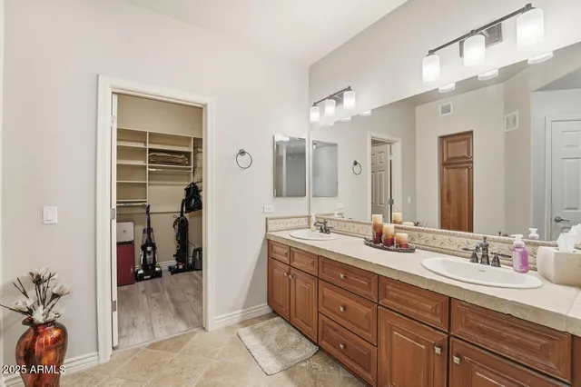 $2,800 | 5350 East Deer Valley Drive, Unit 1399, Phoenix, AZ 85054