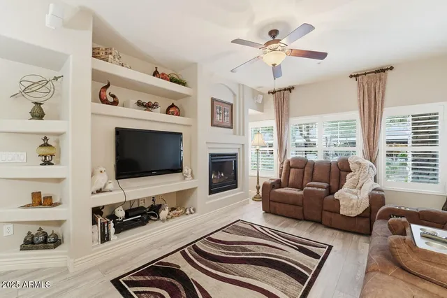 $2,800 | 5350 East Deer Valley Drive, Unit 1399, Phoenix, AZ 85054