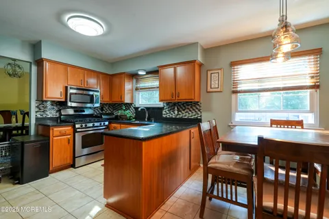 $752,500 | 14 Cobblestone Court, Howell, NJ 07731