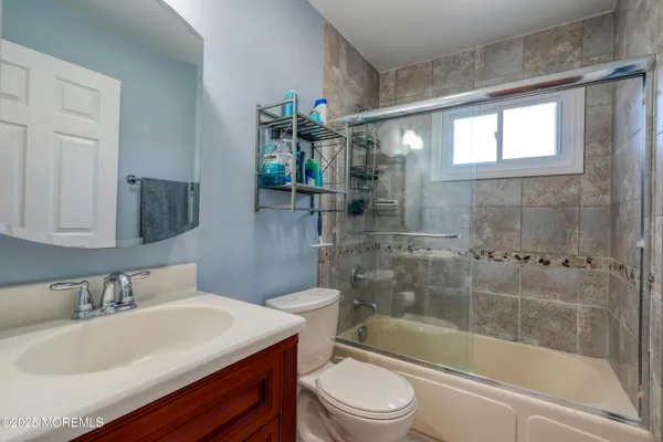 $752,500 | 14 Cobblestone Court, Howell, NJ 07731