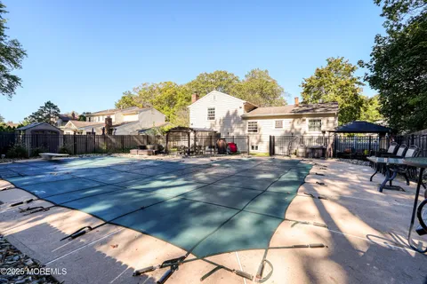 $752,500 | 14 Cobblestone Court, Howell, NJ 07731