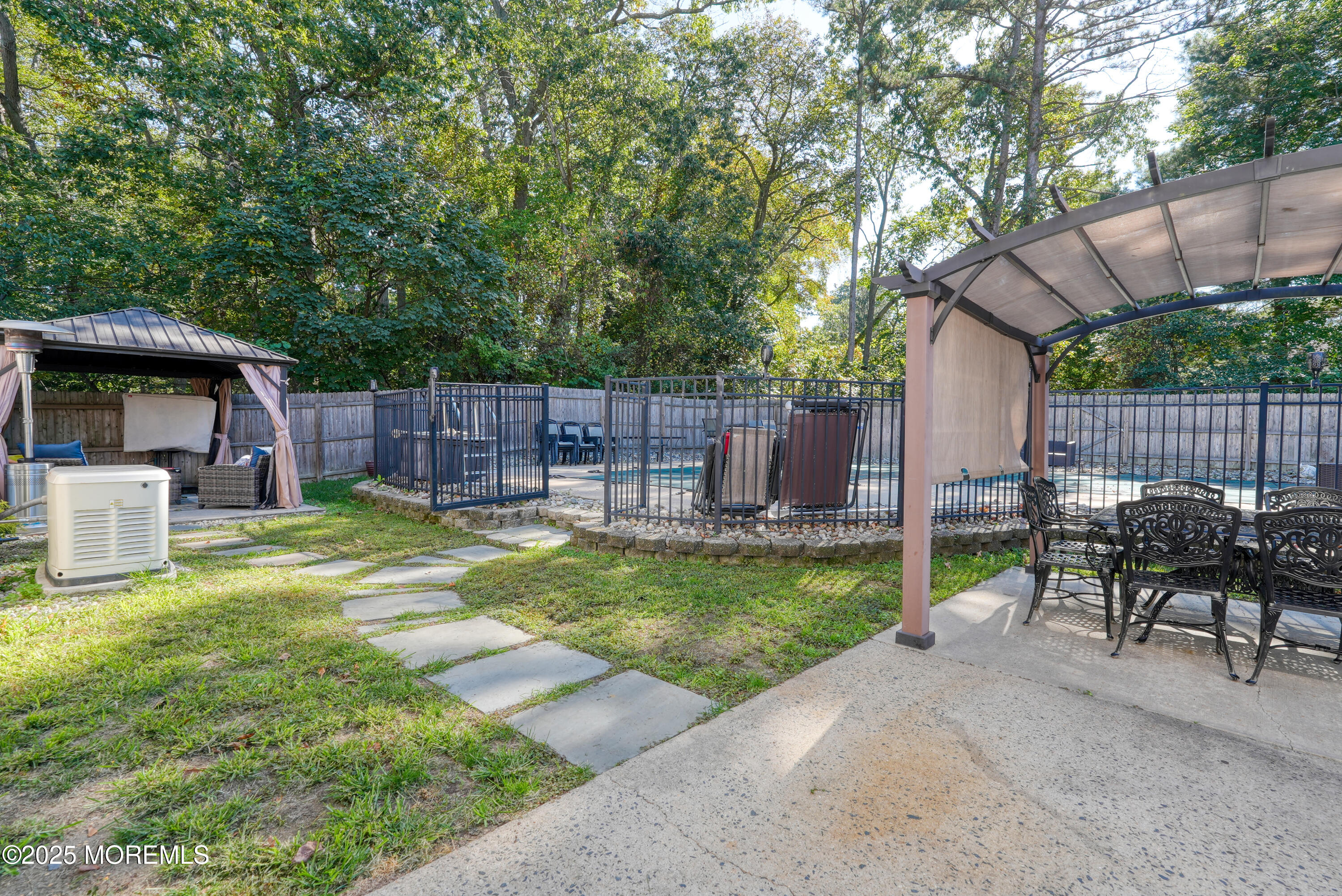 14 Cobblestone Court Howell, NJ 07731 - Photo 49 of 67 DSC01618_hdr