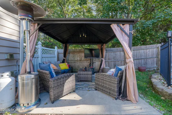 $752,500 | 14 Cobblestone Court, Howell, NJ 07731