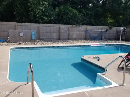 $752,500 | 14 Cobblestone Court, Howell, NJ 07731