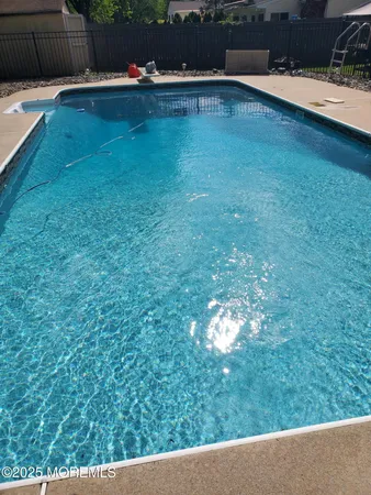 $752,500 | 14 Cobblestone Court, Howell, NJ 07731