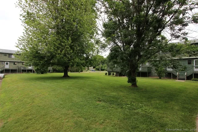 $1,800 | 1400 Meriden Road, Unit 24, Waterbury, CT 06705