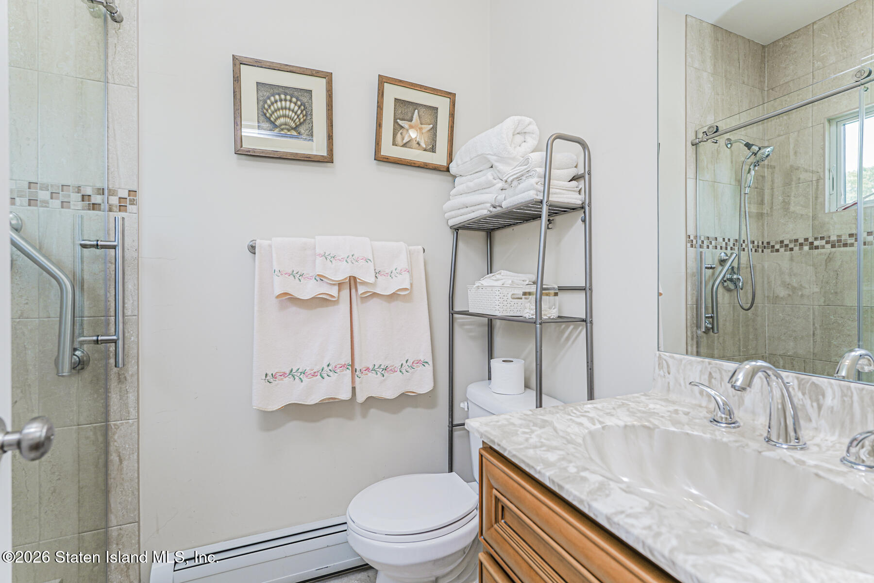 16 Allen Place Staten Island, NY 10312 - Photo 24 of 39 Bathroom