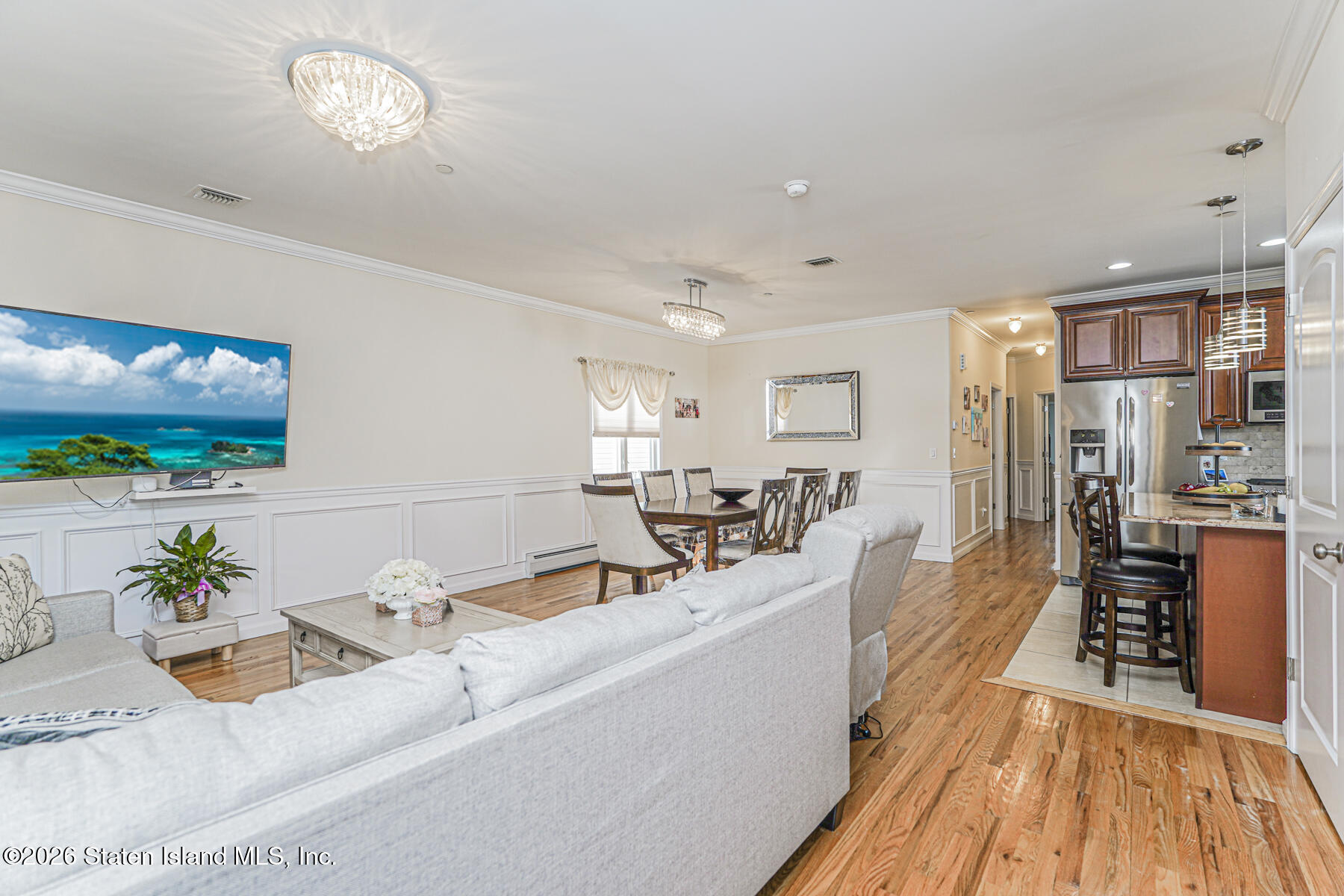 16 Allen Place Staten Island, NY 10312 - Photo 3 of 39 LR, DR, Kitchen Overview