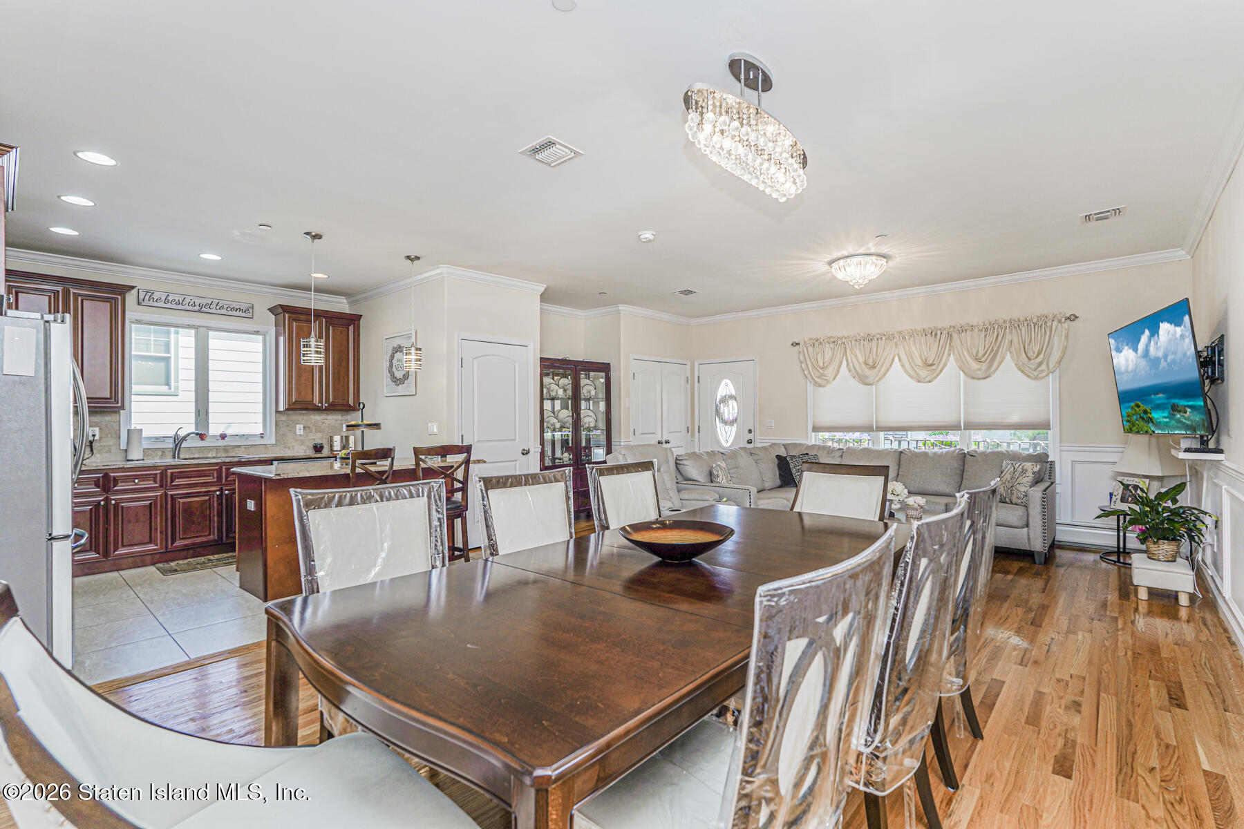 16 Allen Place Staten Island, NY 10312 - Photo 5 of 39 Dining Room