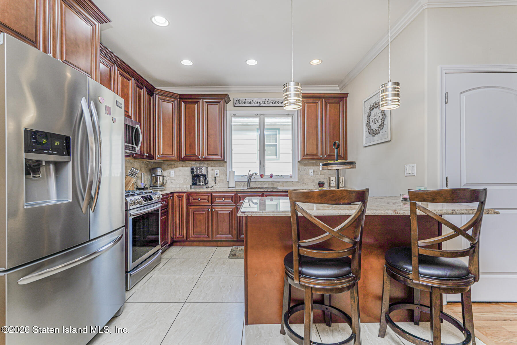 16 Allen Place Staten Island, NY 10312 - Photo 6 of 39 Kitchen