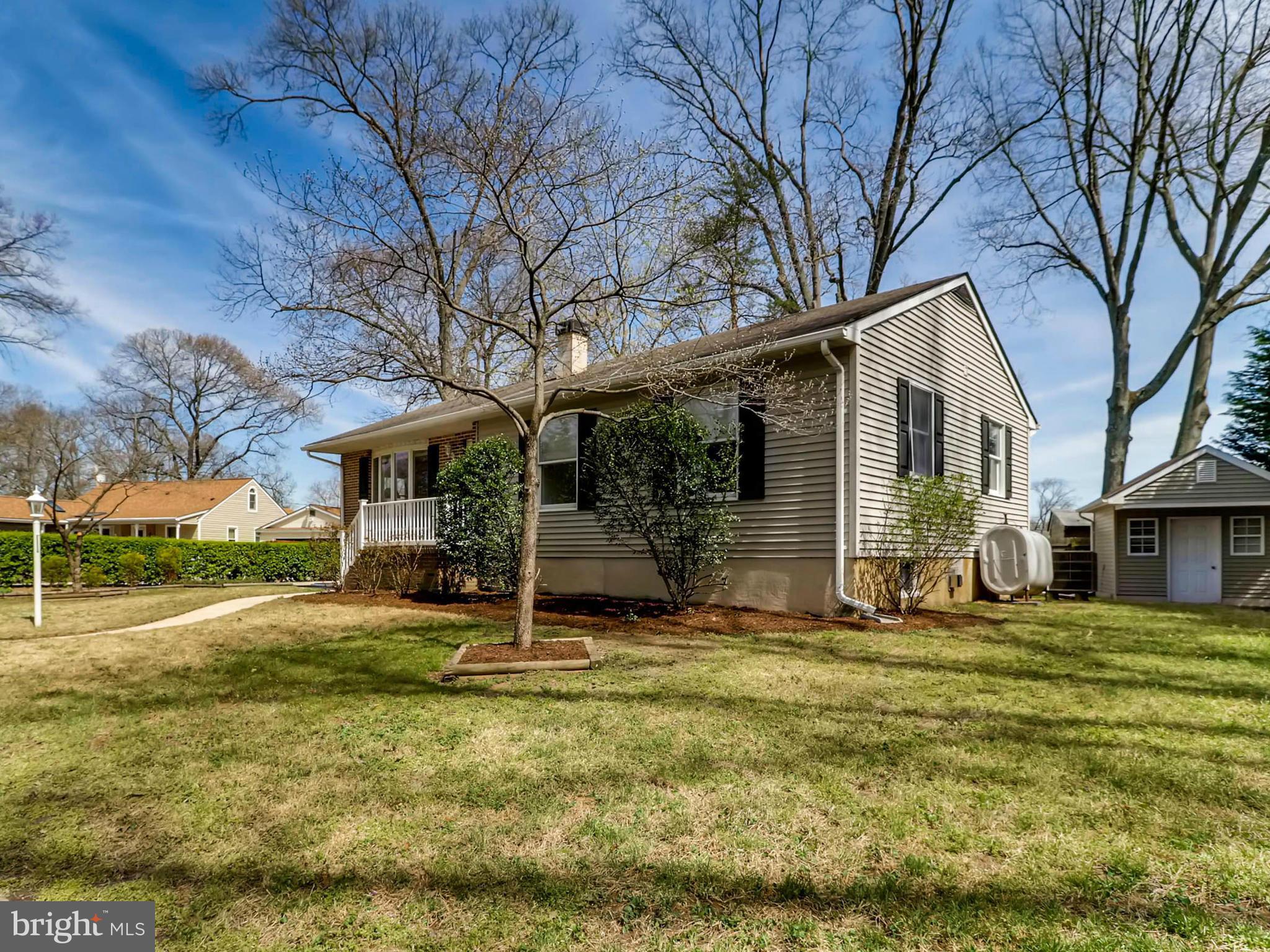 173 Copper Road Severna Park, MD 21146 - Photo 3 of 29 a view of a house with backyard and tree