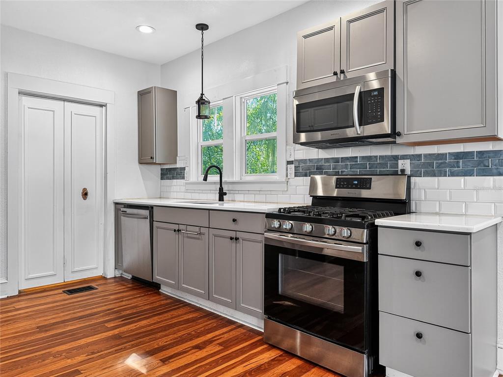 1016 East Washington Avenue Eustis, FL 32726 - Photo 12 of 56