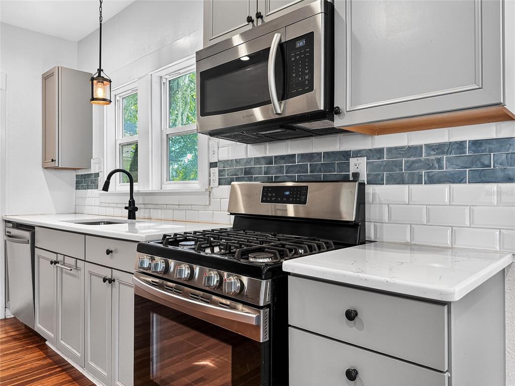 1016 East Washington Avenue Eustis, FL 32726 - Photo 13 of 56