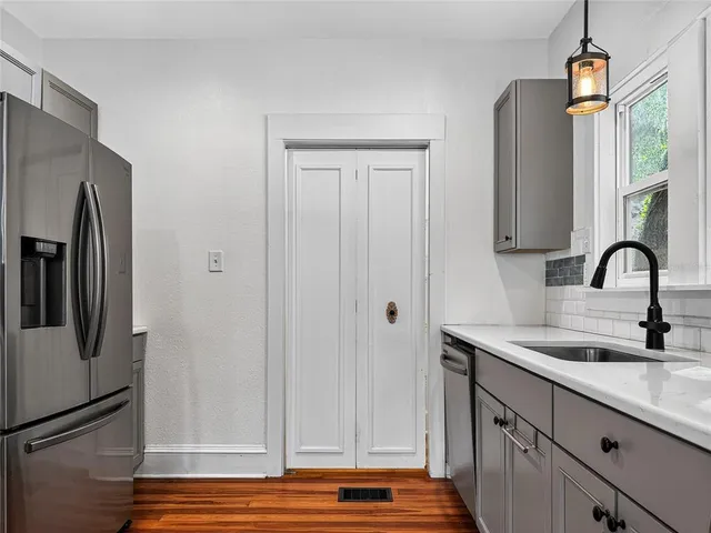 $2,500 | 1016 East Washington Avenue, Eustis, FL 32726