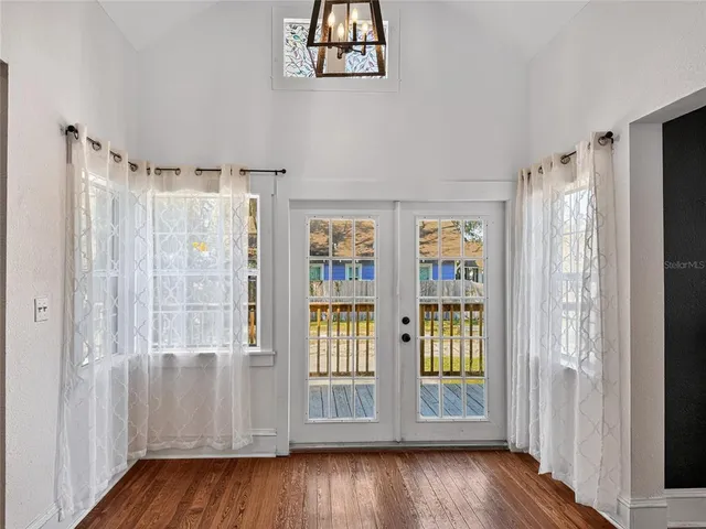 $2,500 | 1016 East Washington Avenue, Eustis, FL 32726