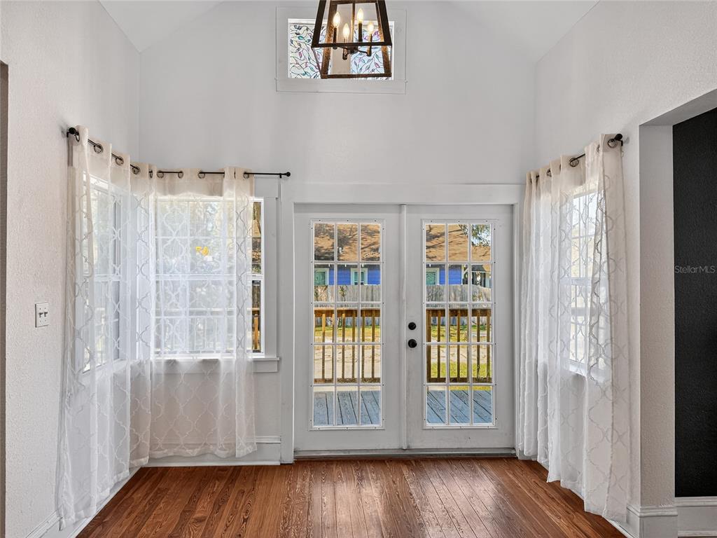 1016 East Washington Avenue Eustis, FL 32726 - Photo 9 of 56