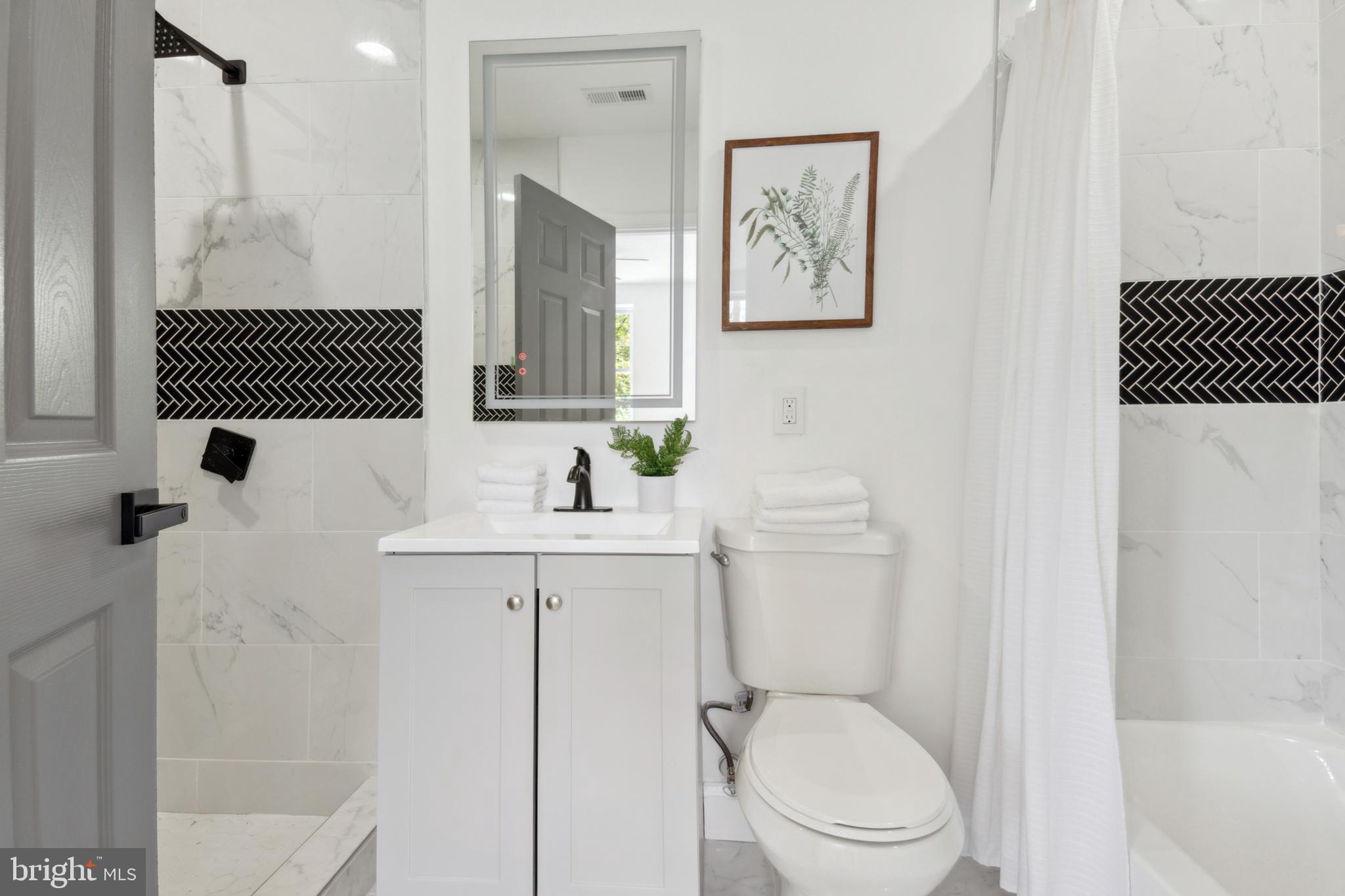 3833 Reisterstown Road Baltimore, MD 21215 - Photo 13 of 25