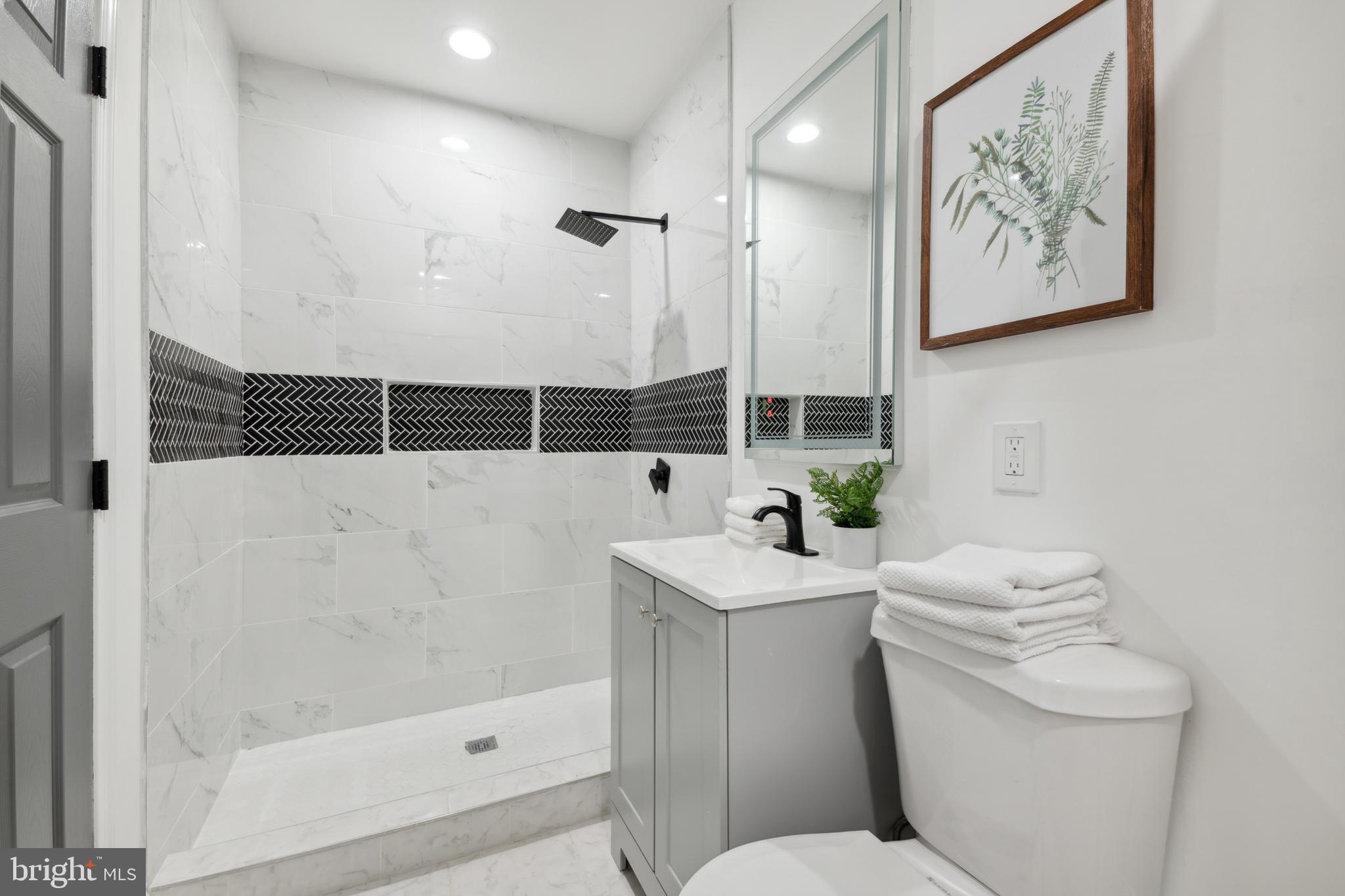 3833 Reisterstown Road Baltimore, MD 21215 - Photo 15 of 25