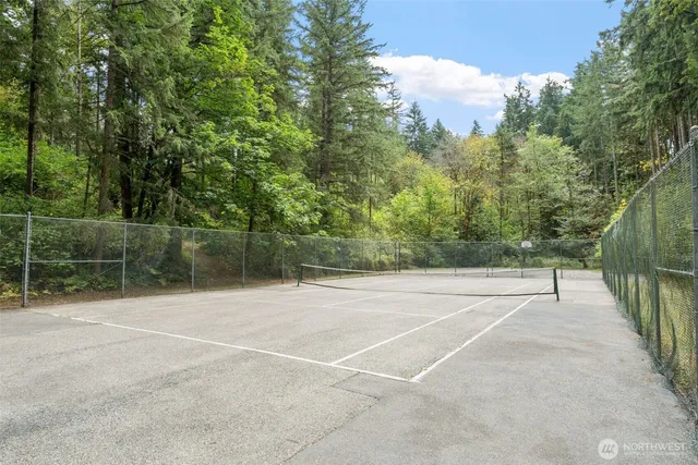 a view of a tennis court
