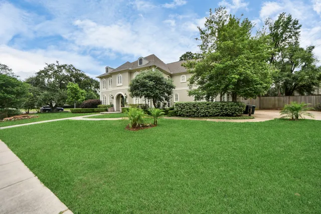 $1,849,000 | 5701 Sugar Hill Drive, Houston, TX 77057