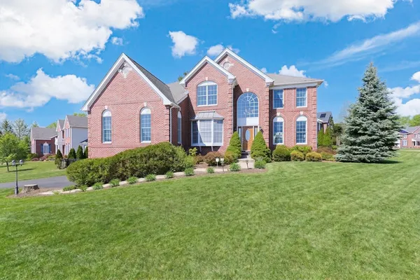 $1,550,000 | 3 York Circle, Walpole, MA 02032