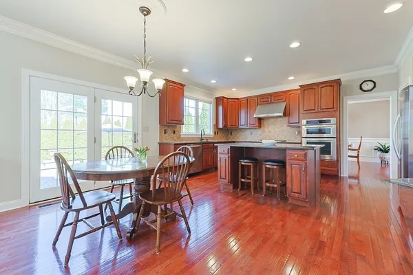 $1,550,000 | 3 York Circle, Walpole, MA 02032