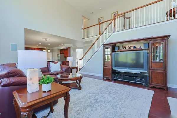 $1,550,000 | 3 York Circle, Walpole, MA 02032