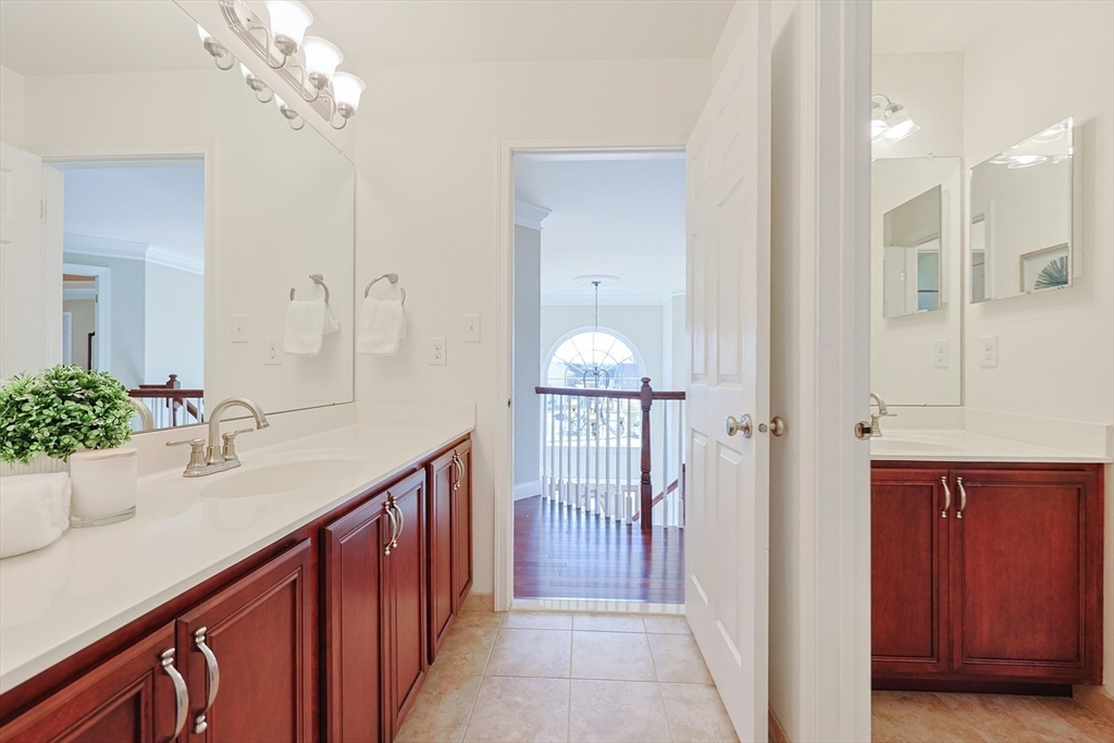 3 York Circle Walpole, MA 02032 - Photo 30 of 41