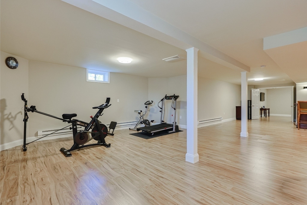 3 York Circle Walpole, MA 02032 - Photo 36 of 41