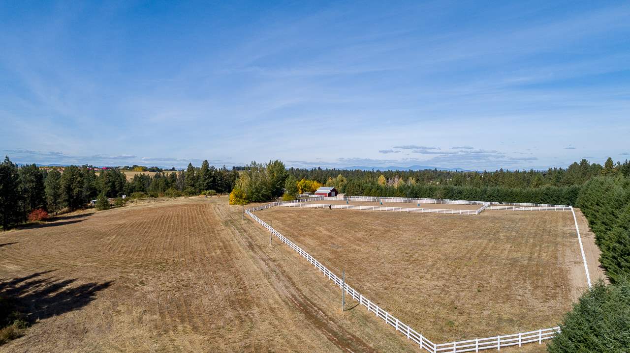 17013 North Sands Road Mead, WA 99021 - Photo 1 of 20