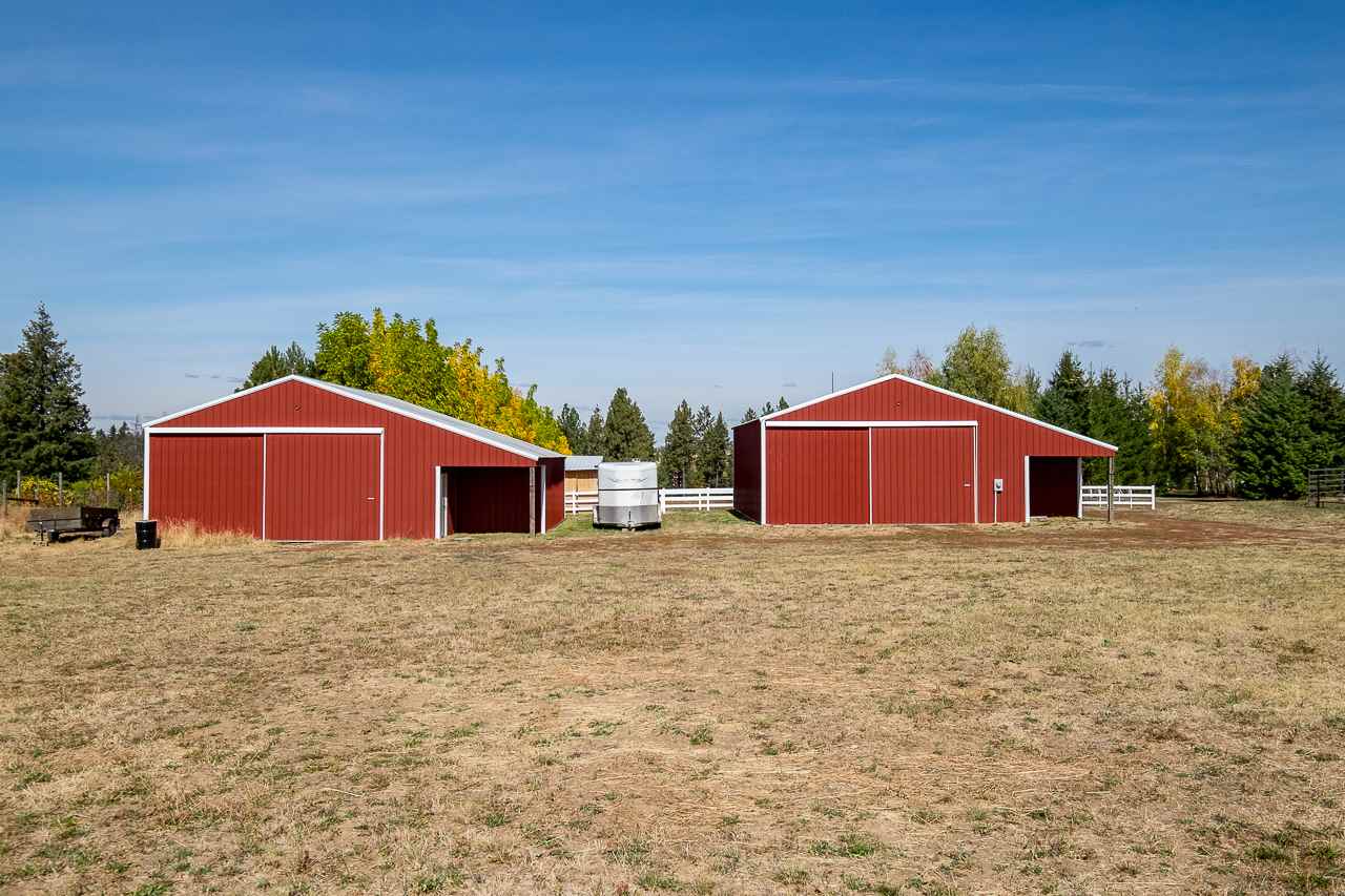 17013 North Sands Road Mead, WA 99021 - Photo 11 of 20