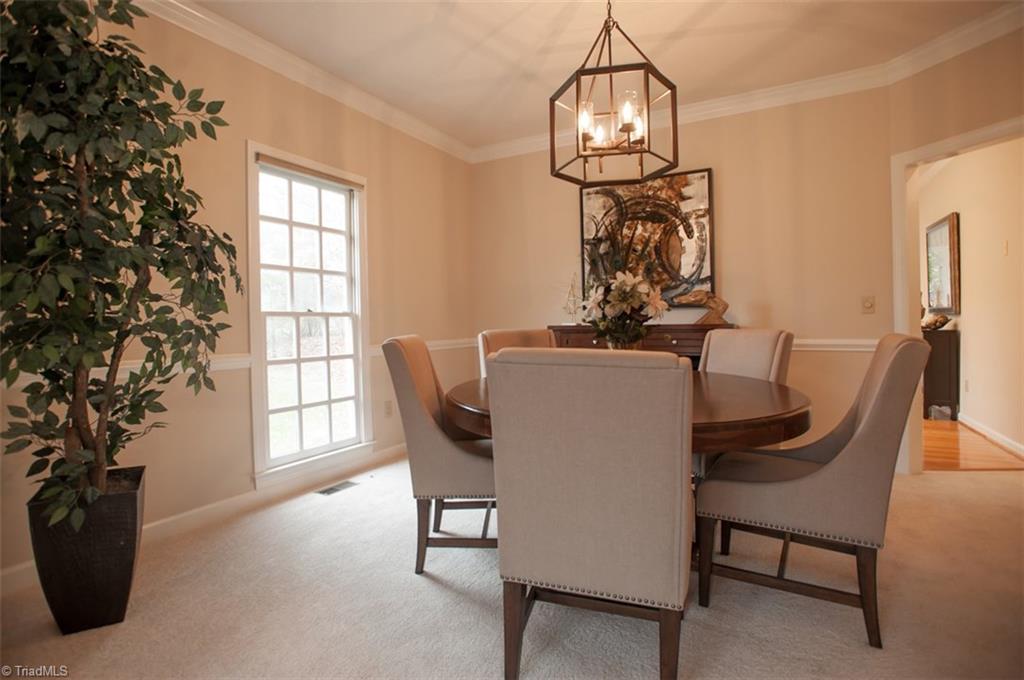 1703 Chickadee Point High Point, NC 27262 - Photo 5 of 20 Gallery Image 5