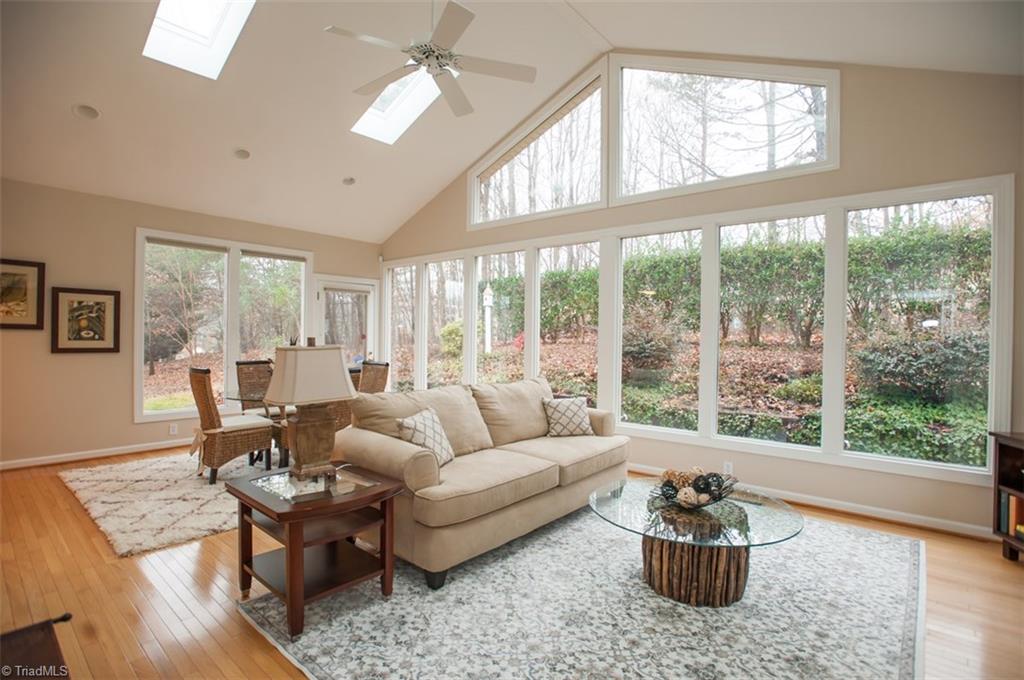 1703 Chickadee Point High Point, NC 27262 - Photo 9 of 20 Gallery Image 9