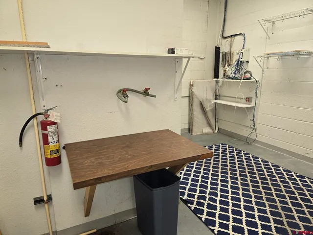 $1,500 | 341 South Camino Del Rio, Unit INSURANCE OFFICE ), Durango, CO 81303