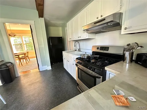 $2,800 | 608 Ackerman Avenue, Syracuse, NY 13210