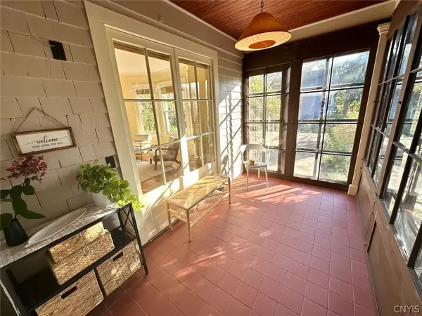 $2,800 | 608 Ackerman Avenue, Syracuse, NY 13210