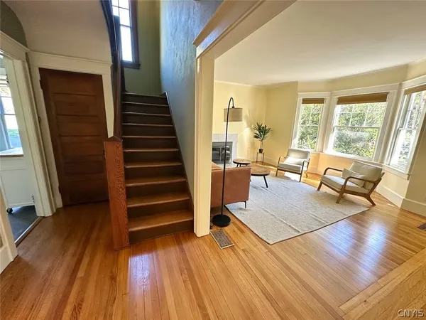 $2,800 | 608 Ackerman Avenue, Syracuse, NY 13210