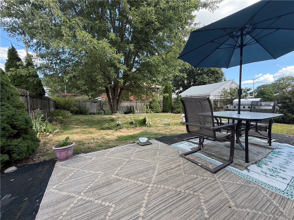 315 George Waterman Road Johnston, RI 02919 - Photo 5 of 16
